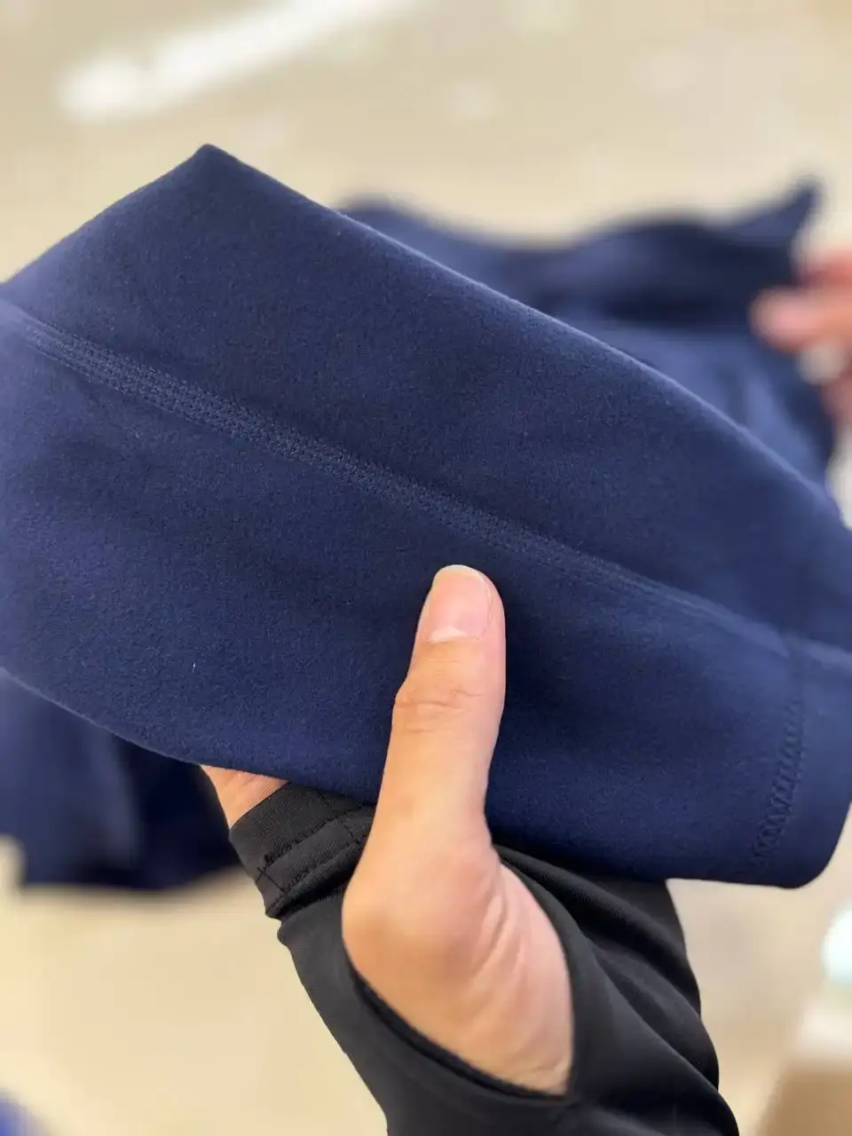 سویشرت تو کرکی جیبدار